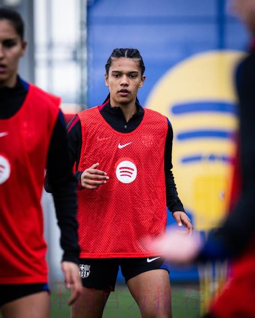 琼阿梅尼恢复球队合练 居勒尔已经进行有球训练 琼阿梅尼恢复球队合练 居勒尔已经进行有球训练